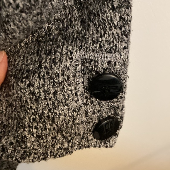 Coldwater Creek, Gray, Black and White Sort Sleeve Oversized Sweater, Size L/XL - Picture 5 of 9